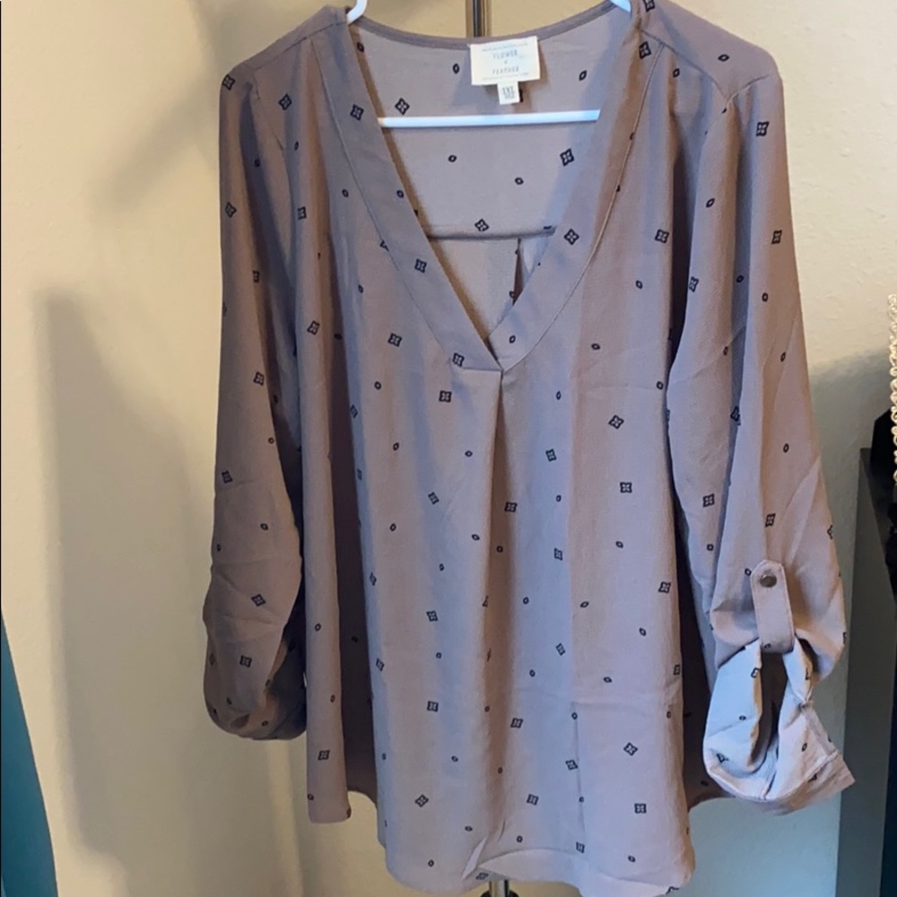 NWOT blouse , great for the office !
